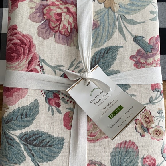 Pottery Barn Bedding Pottery Barn Nwt Elia Reversible Duvet Cover